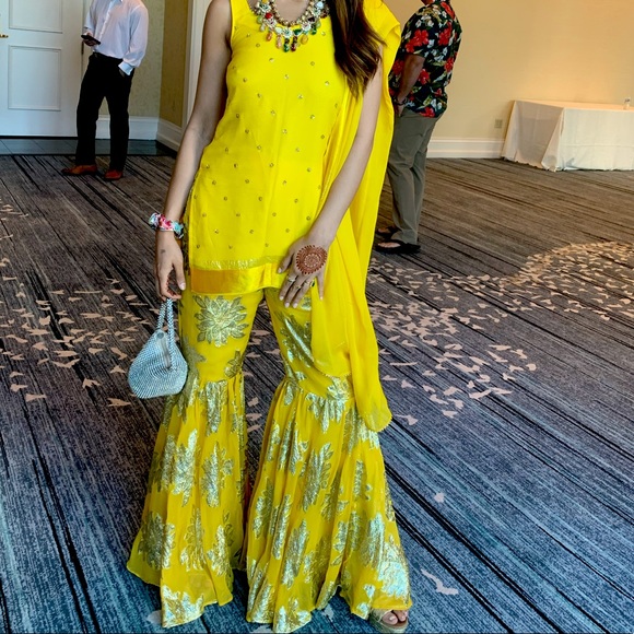 Indian traditional cloths - Yellow Sharara set - Picture 1 of 1